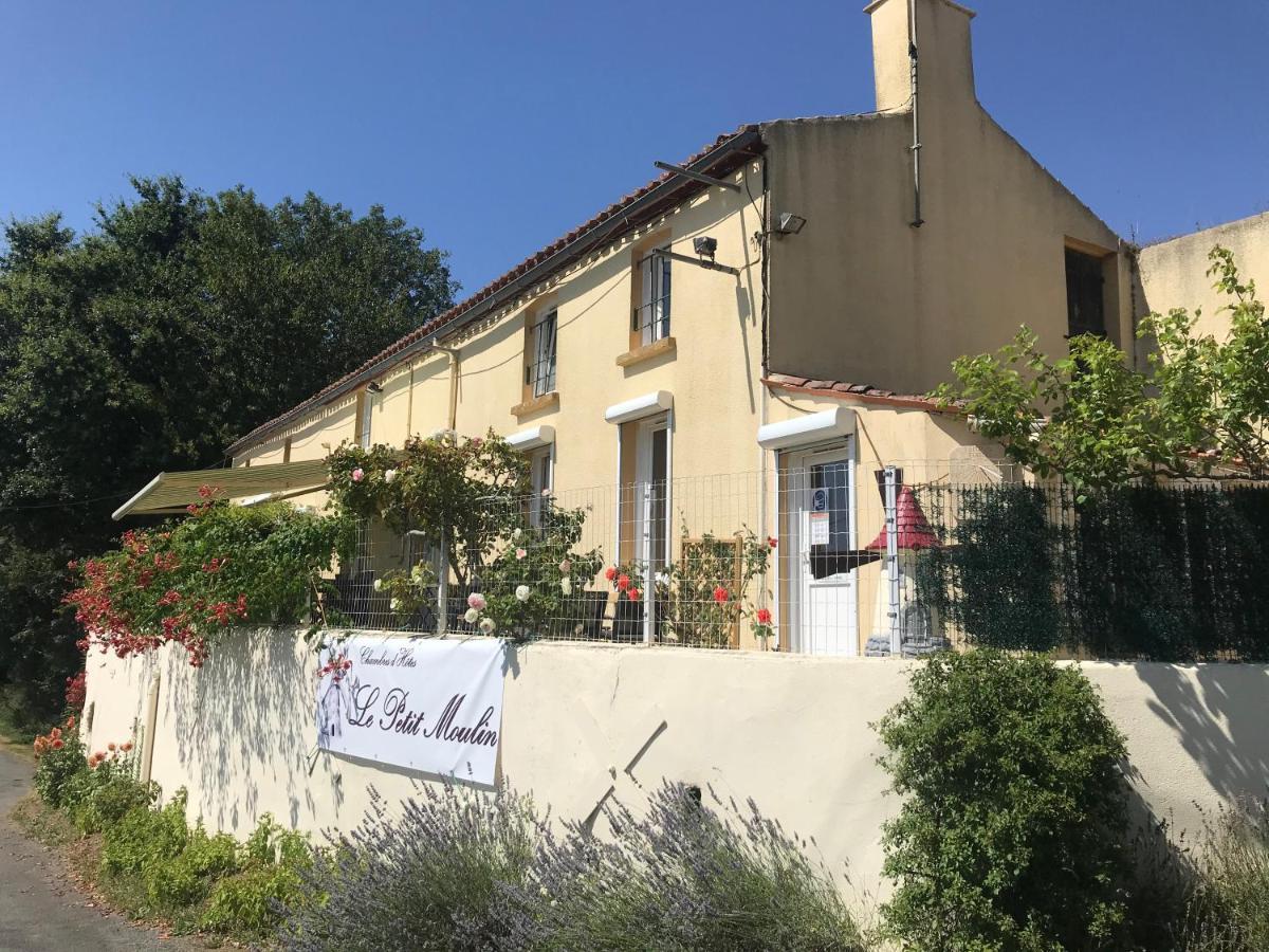 Le Petit Moulin Hotel Pouzauges Eksteriør billede