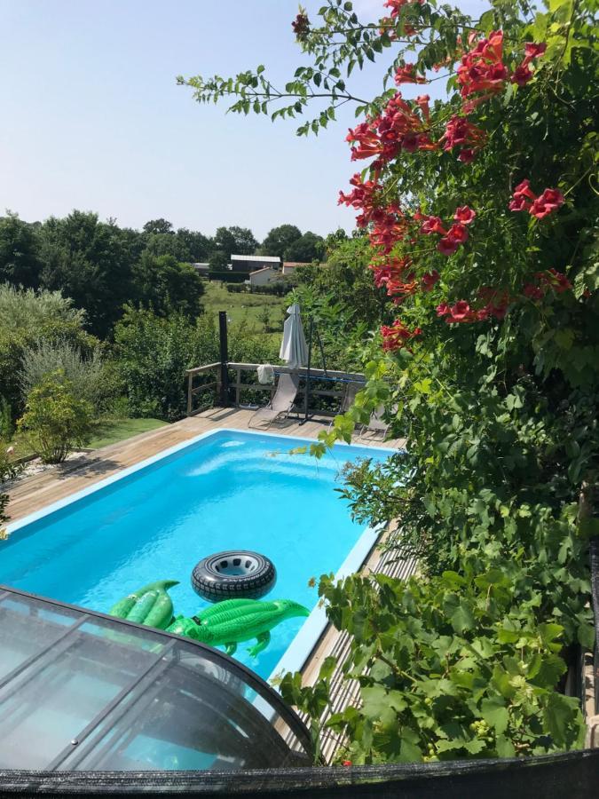 Le Petit Moulin Hotel Pouzauges Eksteriør billede