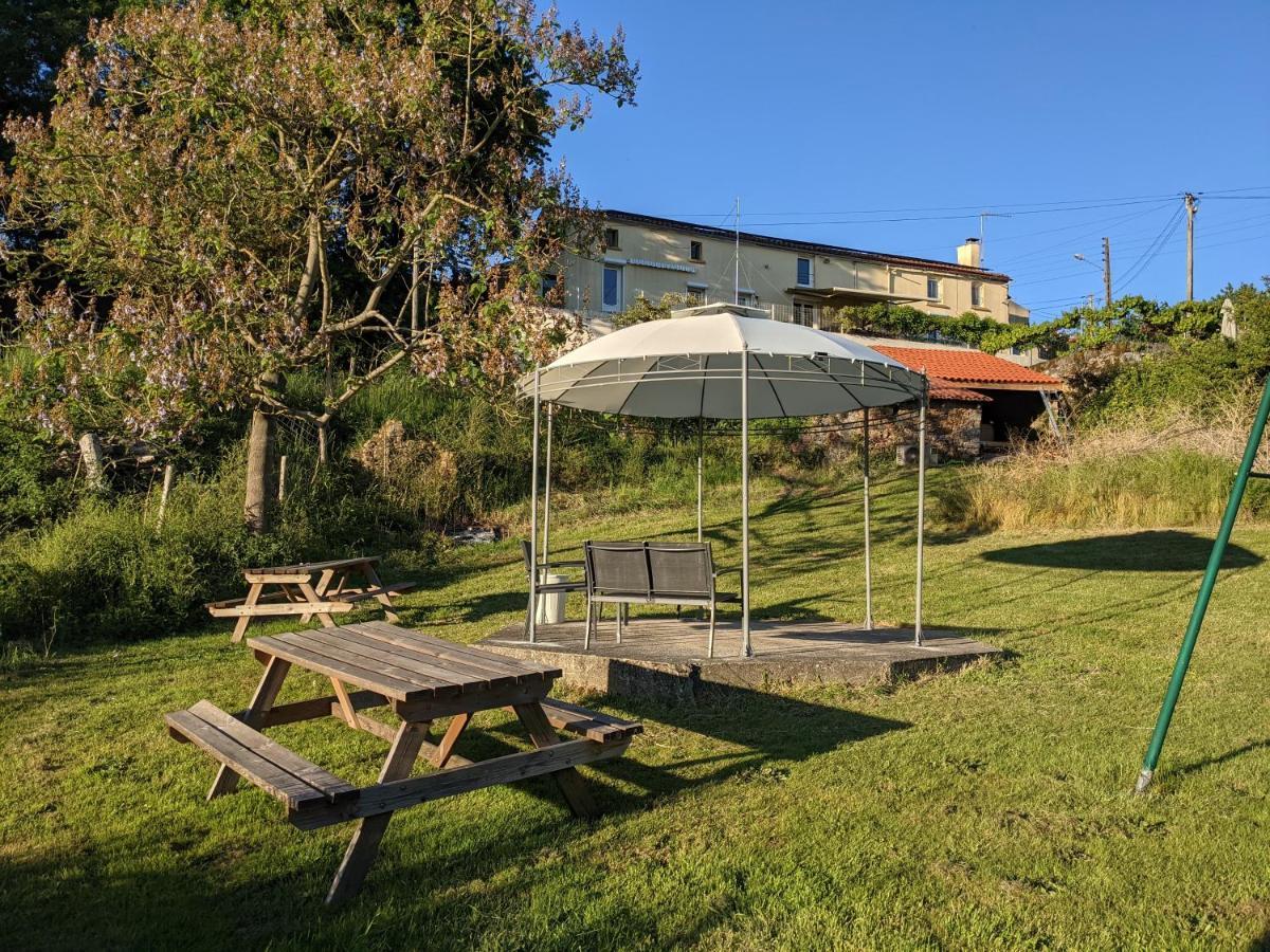 Le Petit Moulin Hotel Pouzauges Eksteriør billede