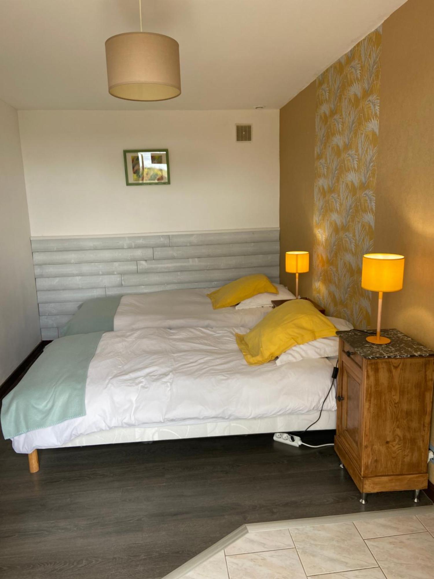 Le Petit Moulin Hotel Pouzauges Eksteriør billede