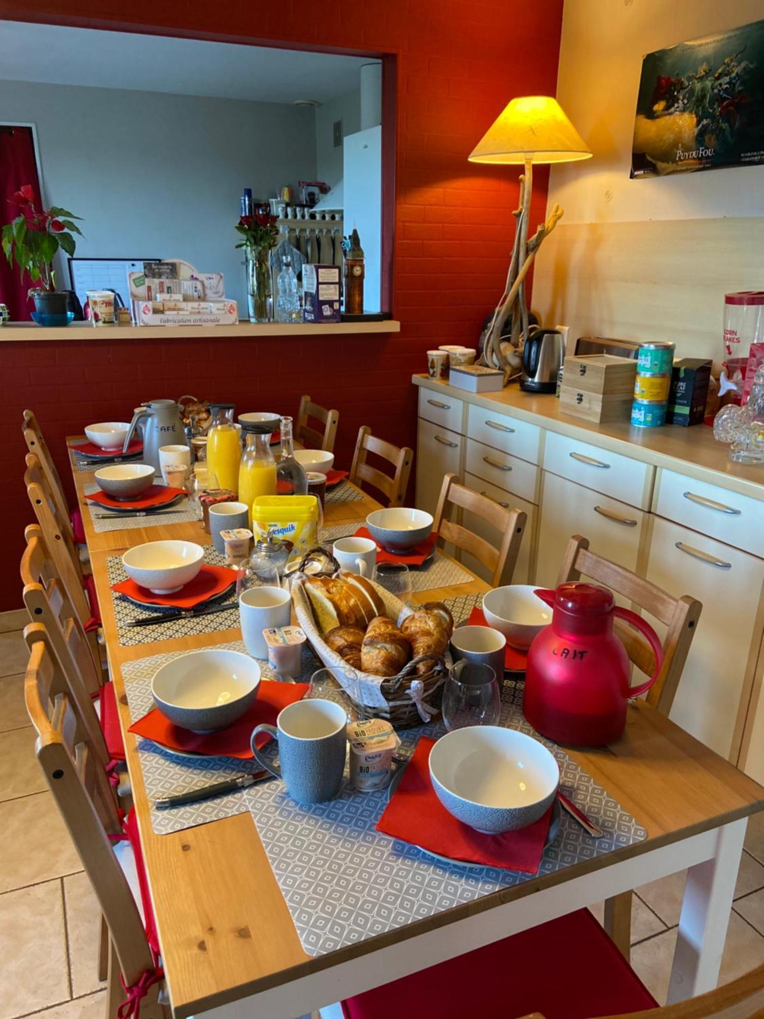 Le Petit Moulin Hotel Pouzauges Eksteriør billede
