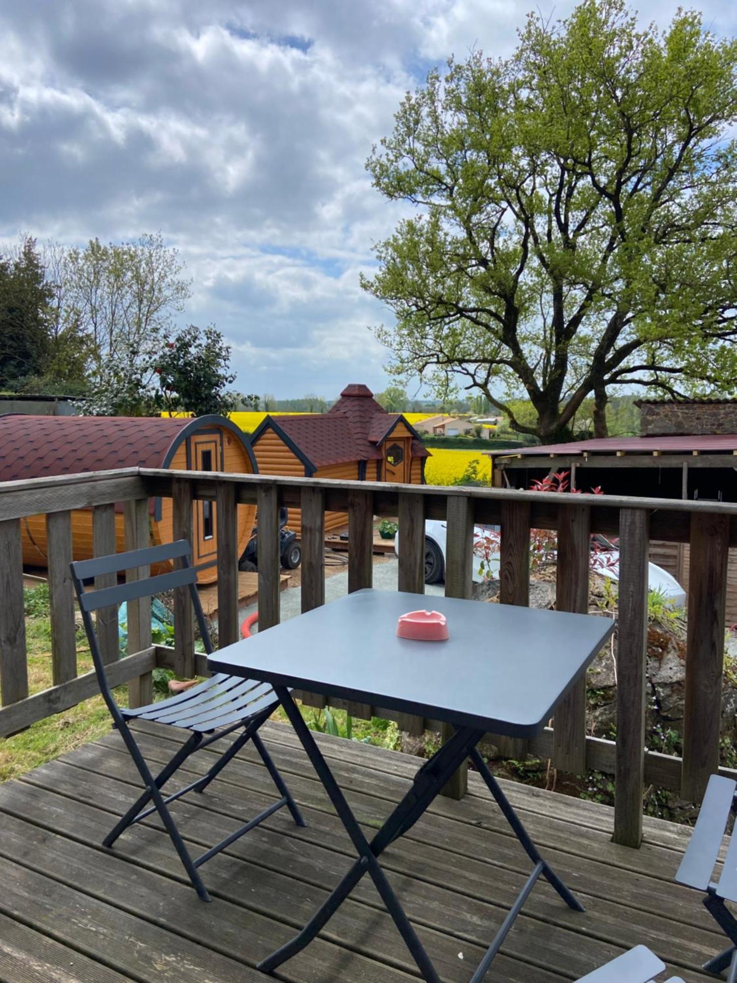 Le Petit Moulin Hotel Pouzauges Eksteriør billede