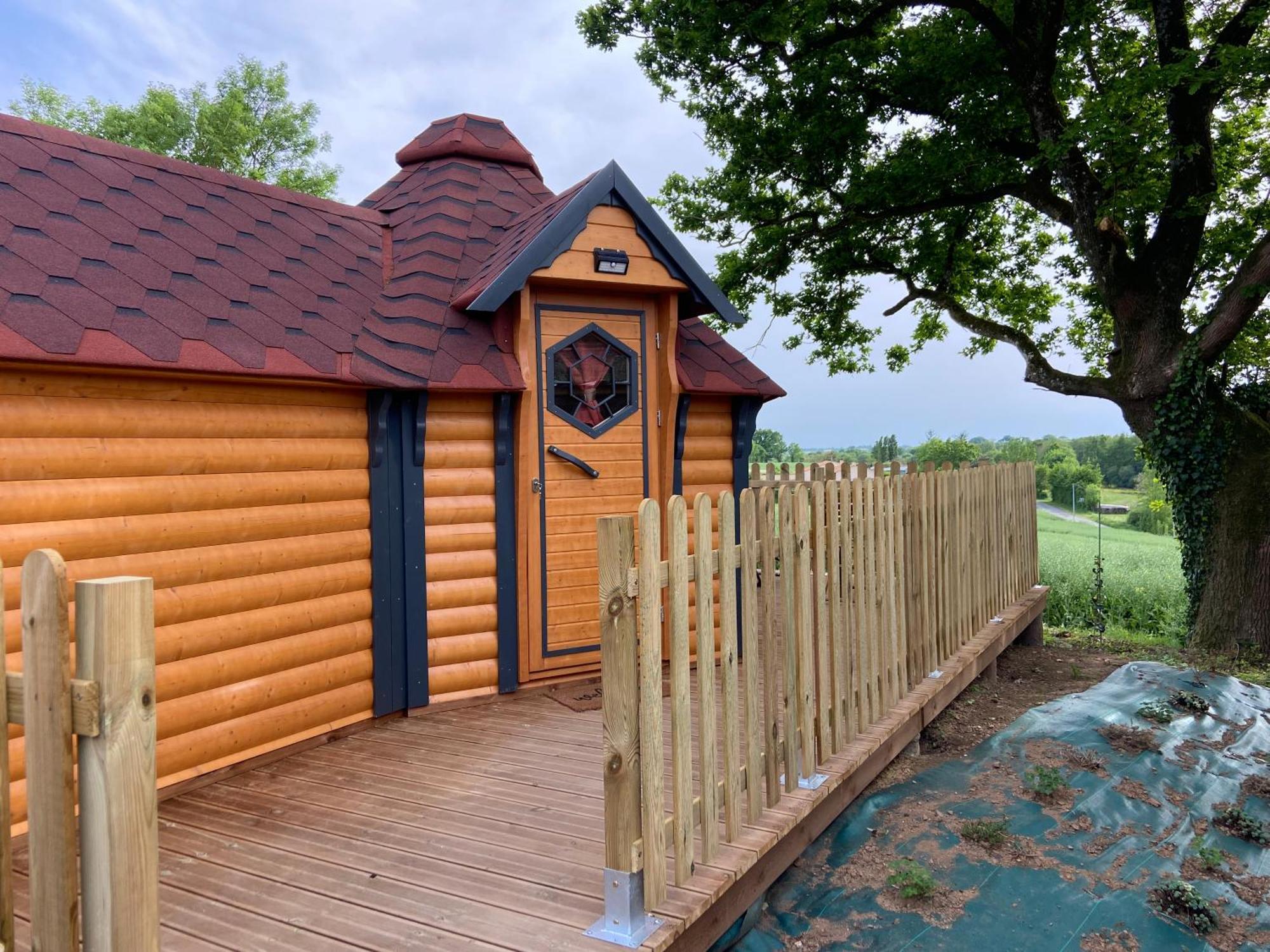 Le Petit Moulin Hotel Pouzauges Eksteriør billede