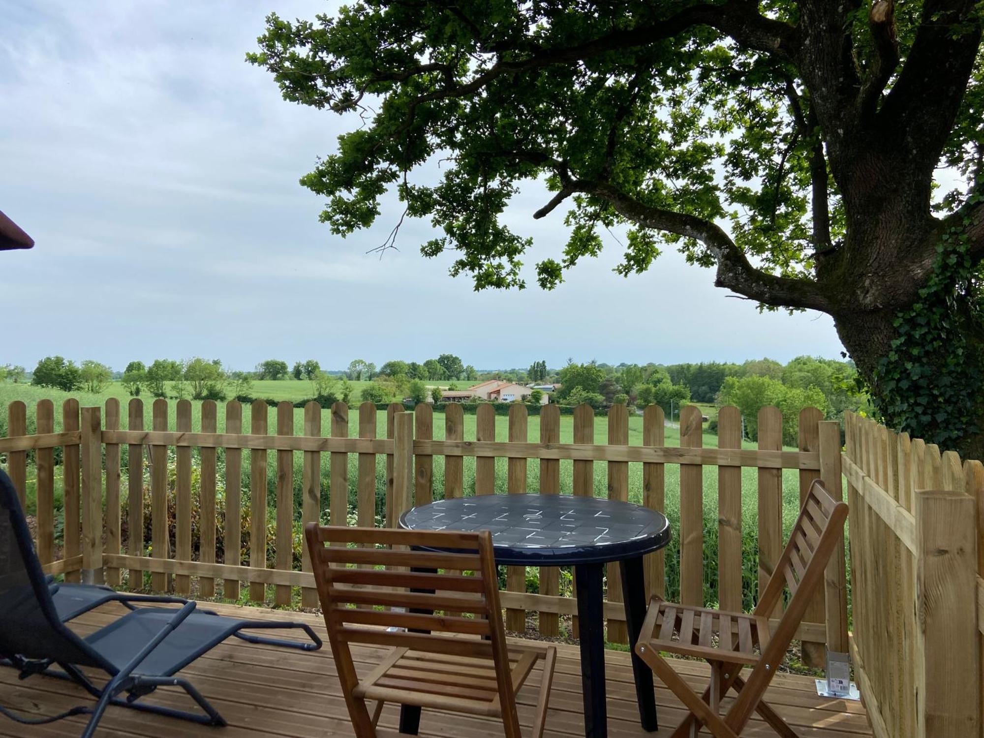 Le Petit Moulin Hotel Pouzauges Eksteriør billede